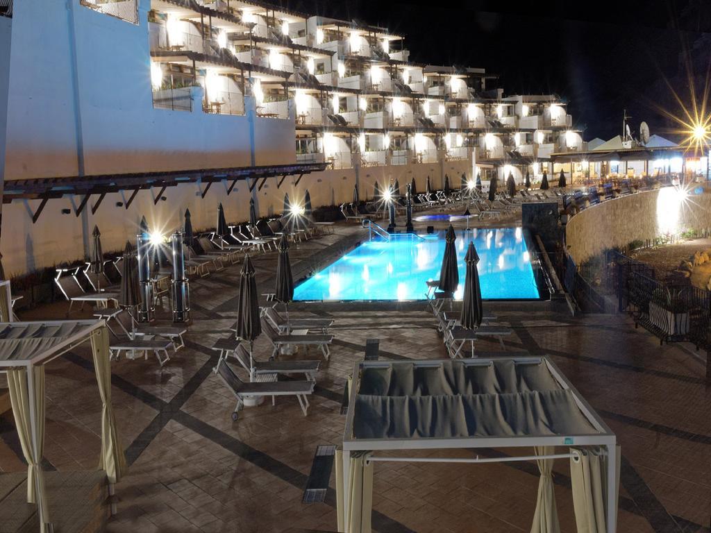 Apartahotel Idyll - Adults Only